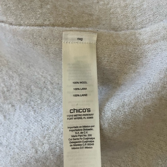 💥CLOSEOUT💥Chico's Soft Cream Wool Sweater Size 2 - Picture 4 of 4